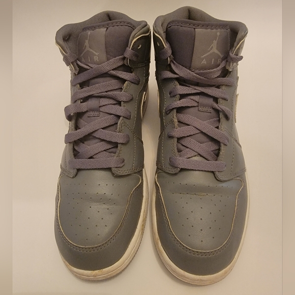 🟡NIKE Air Jordan 1 Retro Mid GS (6.5Y, 'Cool Grey Wolf Grey') - Picture 8 of 11